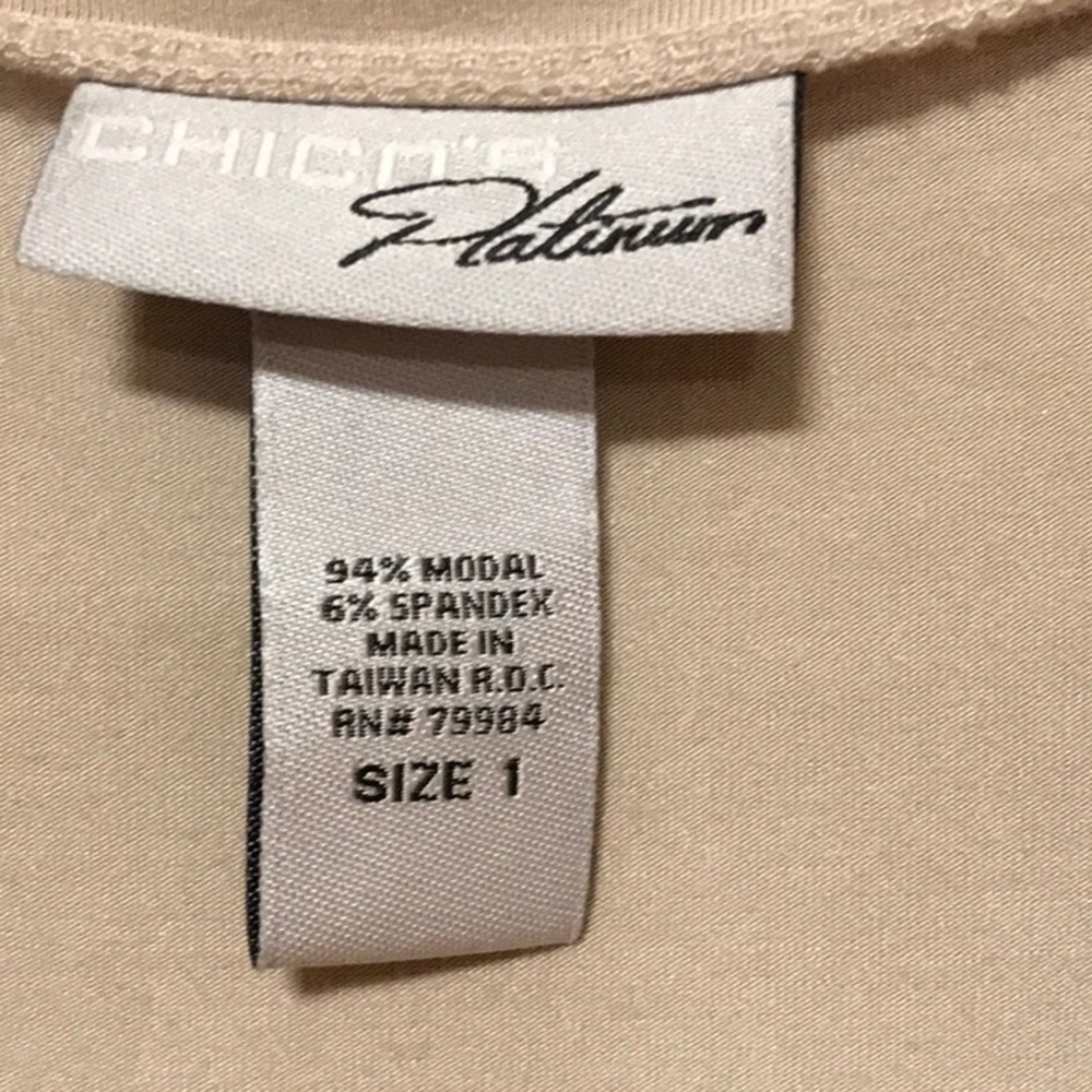 Chicos Tan V-neck Long Sleeve Top Size 1/M/8 - Picture 2 of 5